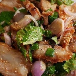 น้ำตกคอหมูย่างชุ่มฉ่ำ