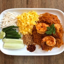 เส้นจันท์ผัดไทยเนื้อปู
