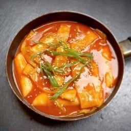 떡이야 Tteokkiya .