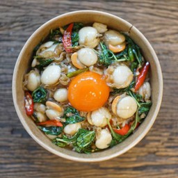 ข้าวผัดกระเพราหอยเชลล์ ดงบุริ