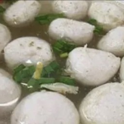 เกาเหลาลูกชิ้นหมู