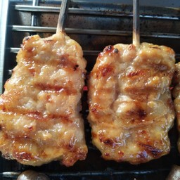 ร้านหมูปิ้งนมสด