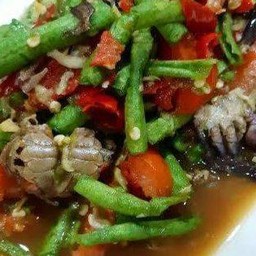ส้มตำถั่วฝักยาวปูปลาร้า