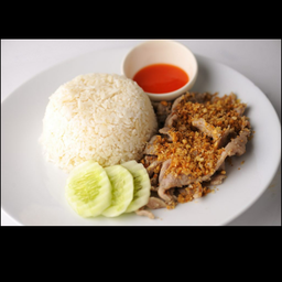 ข้าวราดหมูกระเทียม