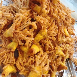 เห็ดเข็มทอง