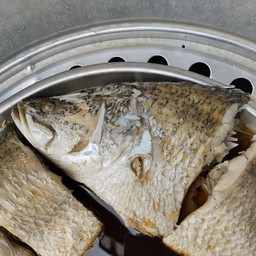 ปลากะพงทะเล(ชิ้นหัว)นึ่งซีอิ้วญี่ปุ่น