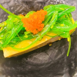 ไข่หวานอินาริยำสาหร่าย