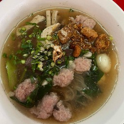 ก๋วยจั๊บหมูเด้งน้ำใส
