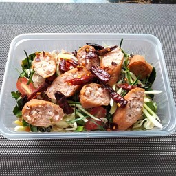 ยำแหนมสด