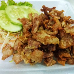 หมูทอดกระเทียมราดข้าว