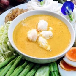 ขนมจีนน้ำยาปู คุณรัน