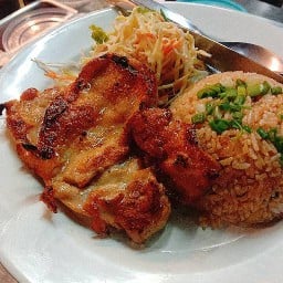 ร้านโปรด สเต็กสปาเก็ตตี้