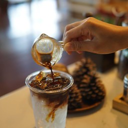 เเบล็กโคโค่นัท