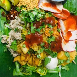 ก๋วยเตี๋ยว ไทยบริบูรณ์ เอื้ออาทรคลองสาม ซ.19