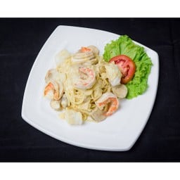SPAGHETTI CARBONARA SEAFOOD