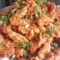 กล้วยทอด (ร้านขนมไข่หงส์คุณเชษฐ์)