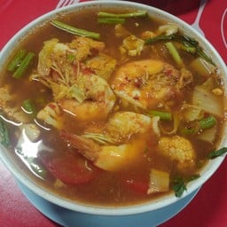 แกงส้มผักรวมกุ้ง