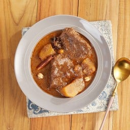 มัสมั่นเนื้อน่องลายโคขุน