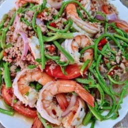 ตำวุ้นเส้นกุ้งกระเฉดหมูสับ