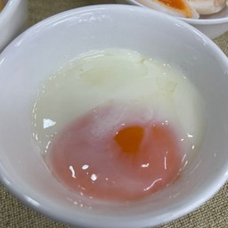 ไข่ลวก ฟองละ