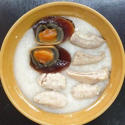 โจ็กหมู เครื่องใน ไข่เยี่ยวม้า