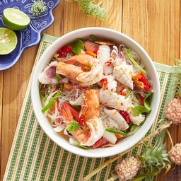 ยำวุ้นเส้นทะเล