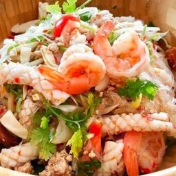 เจ๊ใหม่ตำยำ&อาหารอีสาน