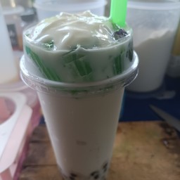 ร้านกาแฟเย็นใจชายคา☕