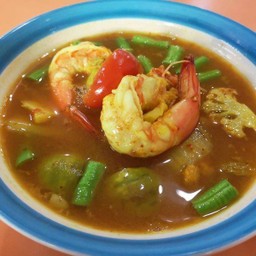 แกงส้มใต้ กุ้งสด