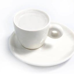 นมคาราเมลร้อน   ( hot caramel milk )