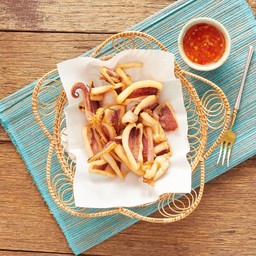 ปลาหมึกแดดเดียวทอด