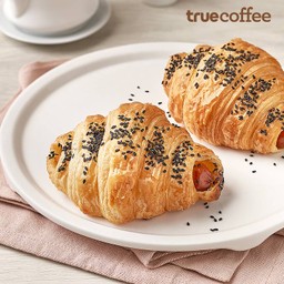 Chicken sausage croissant