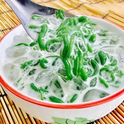 ลอดช่องนมสด