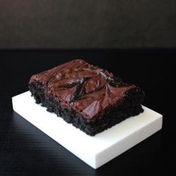 บราวนี่ Black (สีดำ รสเข้มข้นลึกซึ้ง)