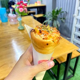 De Deli Cafe' บ้านแลง