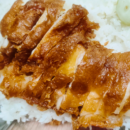 เมนูข้าวหน้าหมูสองชั้นทอด