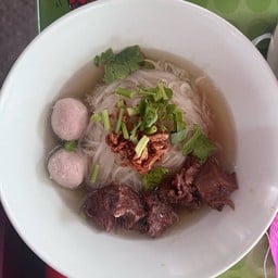 ก๋วยเตี๋ยวเนื้อโกเด้ง-เย็นตาโฟ-หน้าCJหมู่บ้านคณาทรัพย์  (ร้านนี้ไม่ขายหมู)