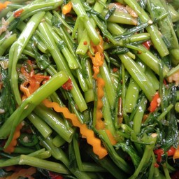 ผัดผักบุ้งมังสวิรัติ