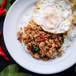 ผัดกะเพรา(ราดข้าว)