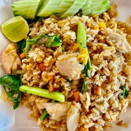 ครัวคุณหญิงนครศรี อาหารตามสั่ง