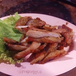 คอหมูย่าง