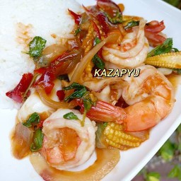 อาหารตามสั่ง กะแซ่บอยู่ รับทำข้าวกล่อง สั่งล่วงหน้าได้ที่ไลน์ค่ะ  ไอดี bbellbuuu