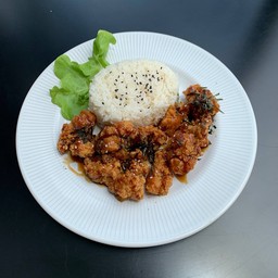 ข้าวไก่ทอดคาราเกะ ราดซอสเทอริยากิ
