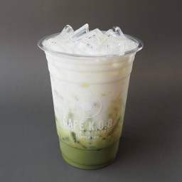 มัทฉะลาเต้เย็น Iced matcha latte 