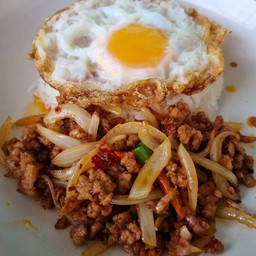 ข้าวหมูสับผัดพริกเผา(ไม่รวมไข่)