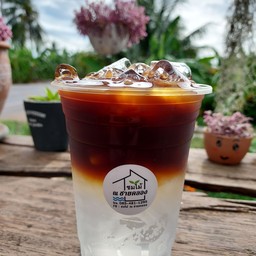 ร้านชมไม้ ณ ชายคลอง