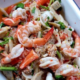 ร้านยำแซ่บ&ข้าวหมูทอด&หอยทอด