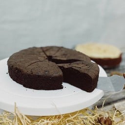 DARK CHOCOLATE BROWNIE