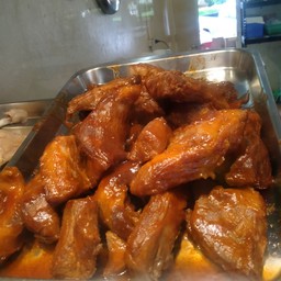 ข้าวหมูแดง