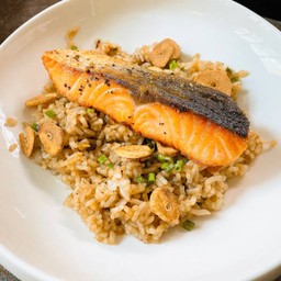 Garlic Fried Rice with Salmon